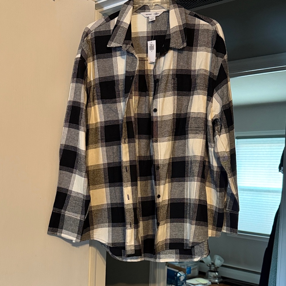 Black and White Plaid Button-Up Shirt